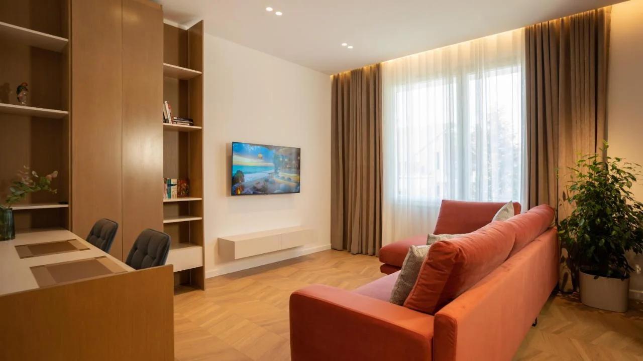Albani's Apartment photo