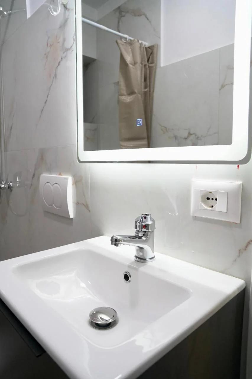 Arni's Apartments photo