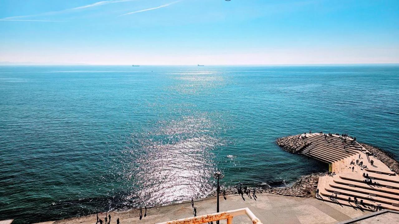 Beachfront Central Boutique Apartments