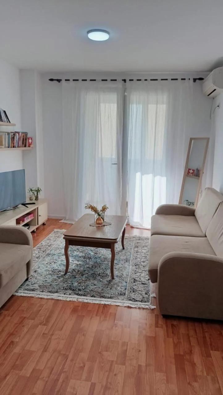 Cozy Apartment, Free Parking near Dajti Cable Car, Bunk'Art