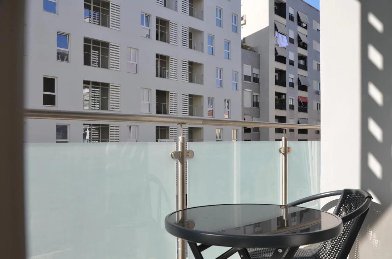 Dreamscape Apartments Komuna e Parisit photo