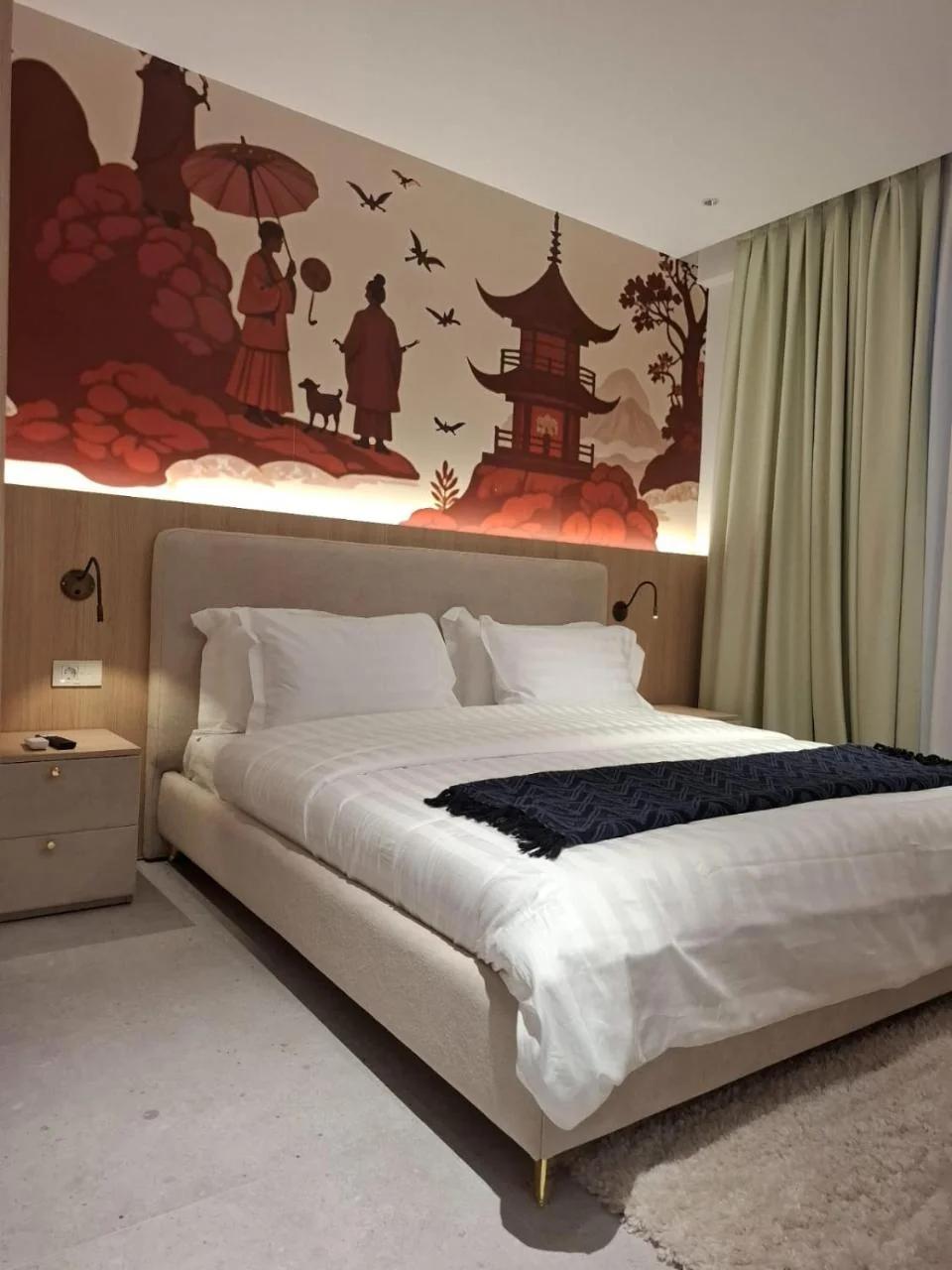 Golden Tower Apartments photo