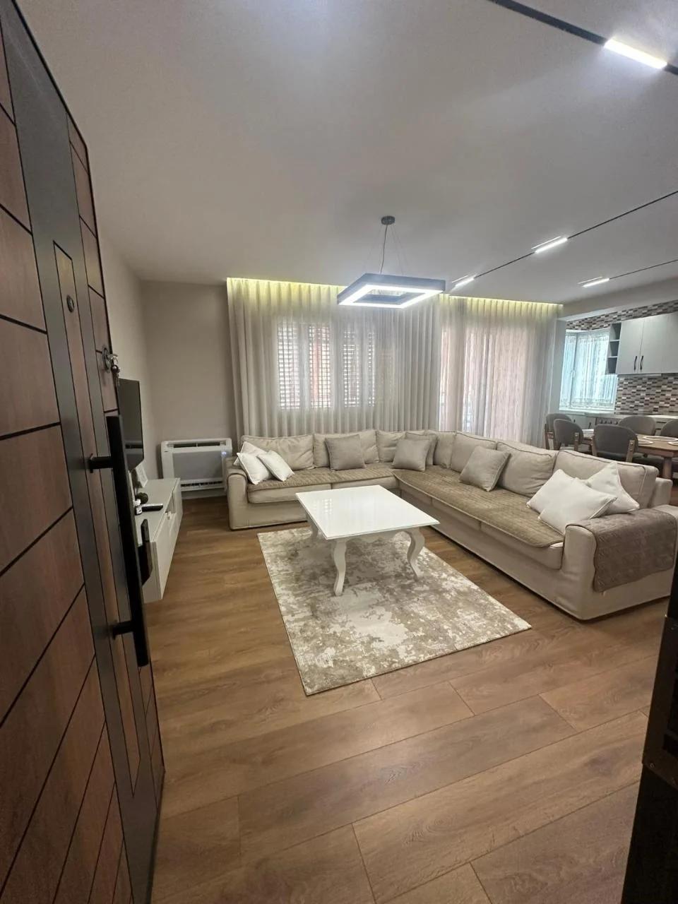 Renev Apartments Tirana foto