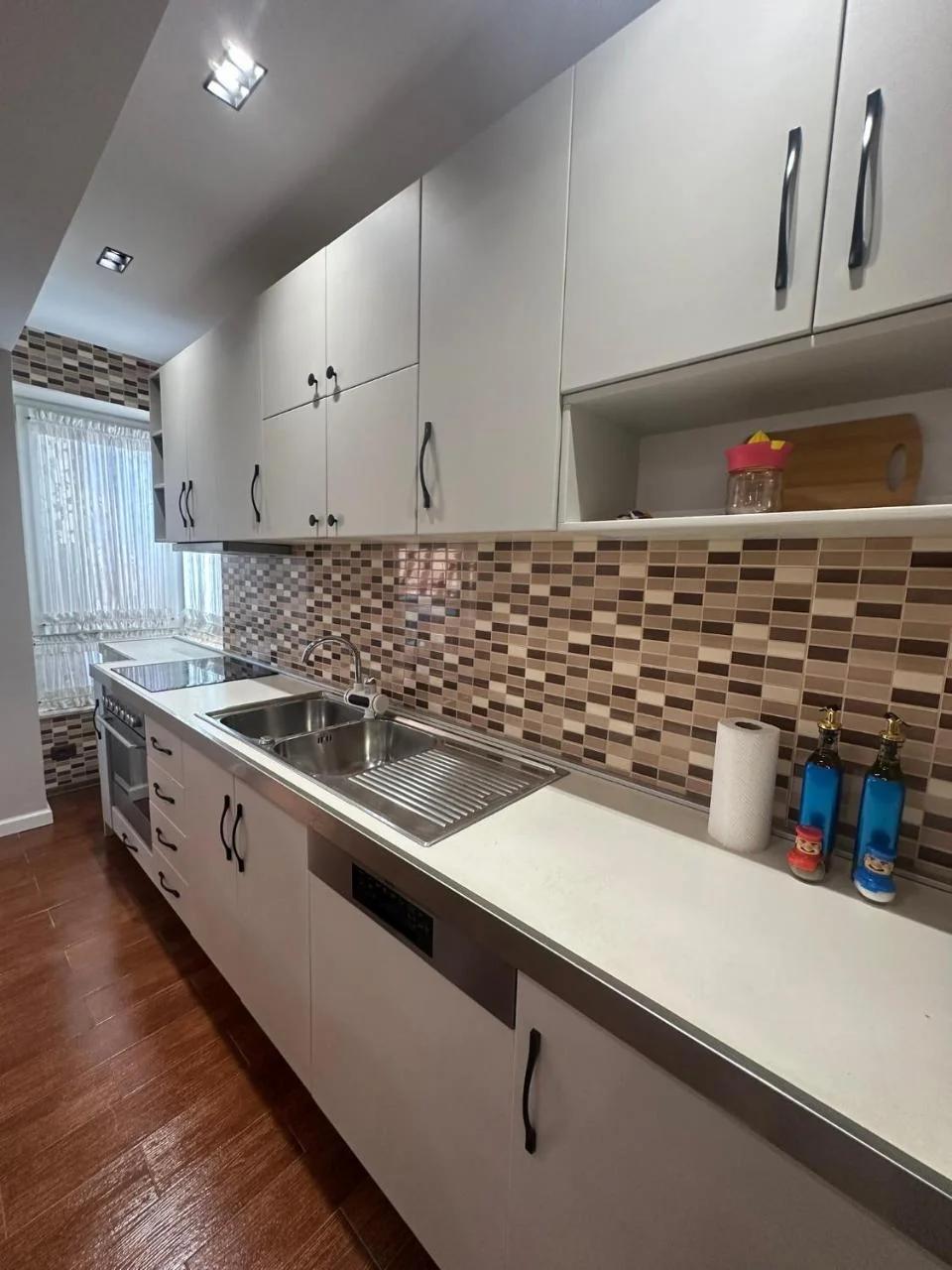 Renev Apartments Tirana foto