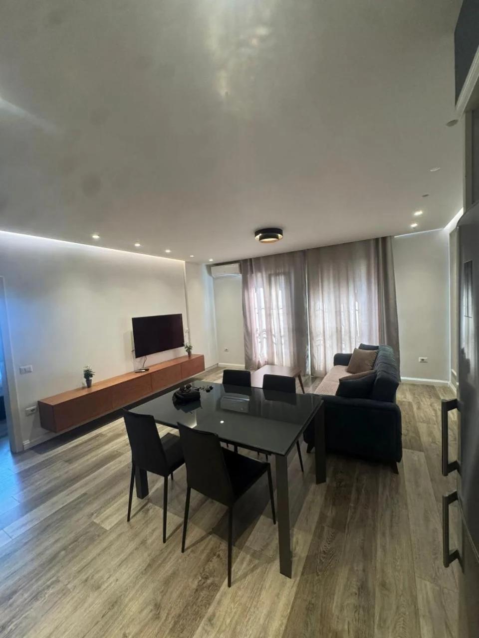 Tirana Bliss Apartment 5 maj 4 foto