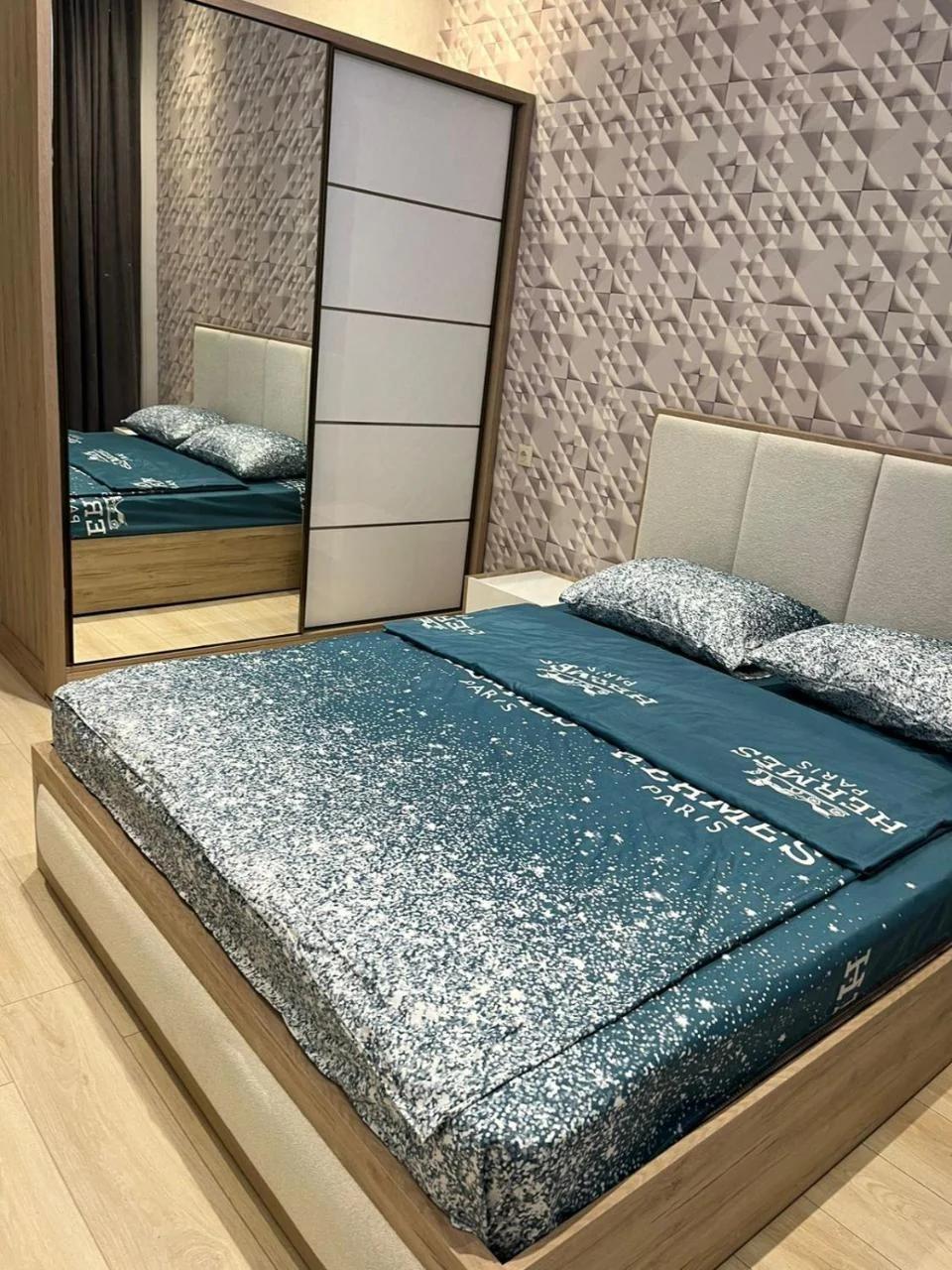 Apartment in the city center on Bagramyan avenue 23 photo
