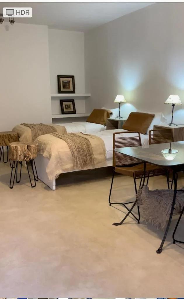 Casa de Piedra- céntrica foto