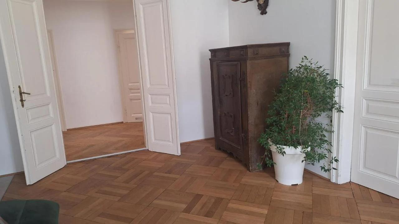 Innsbruck Residence - 3 bedroom apartment photo