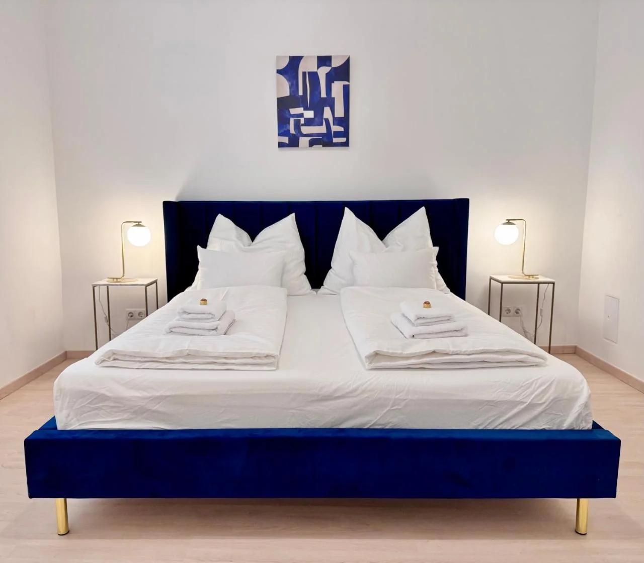 La Rosa Vienna - Luxury Apartment near Westbahnhof photo