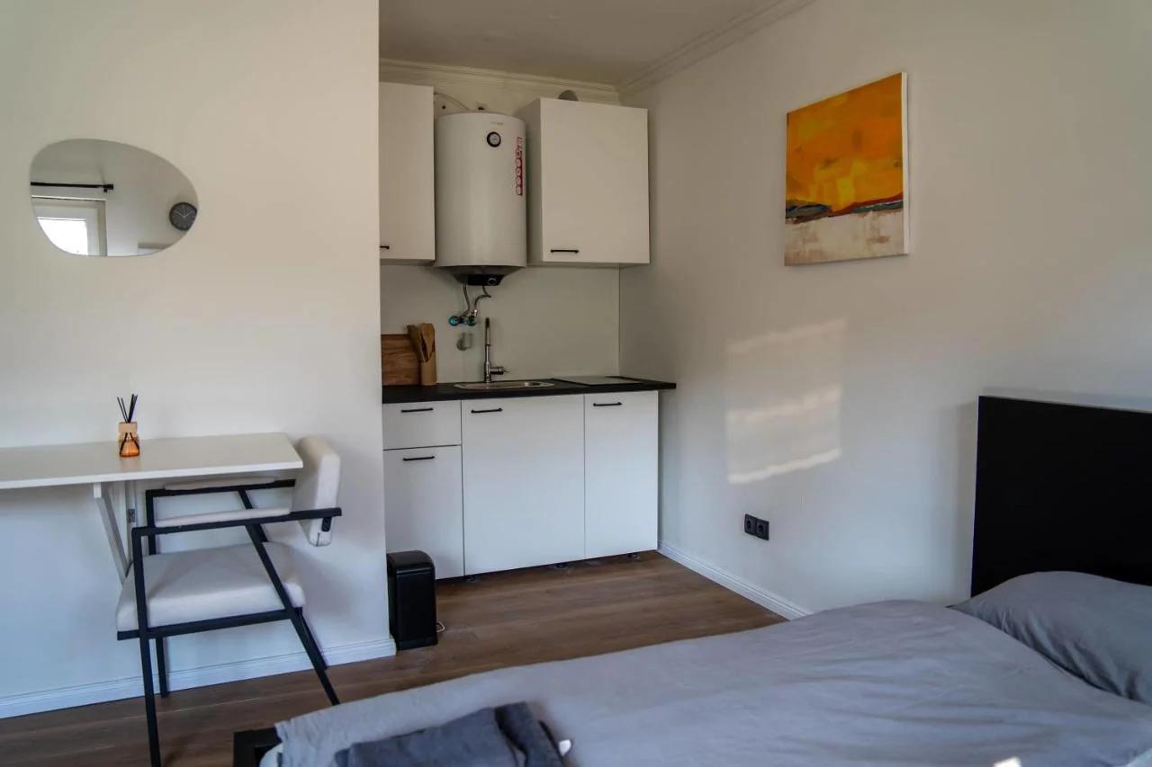 Mini Apartment perfect for exploring the City photo