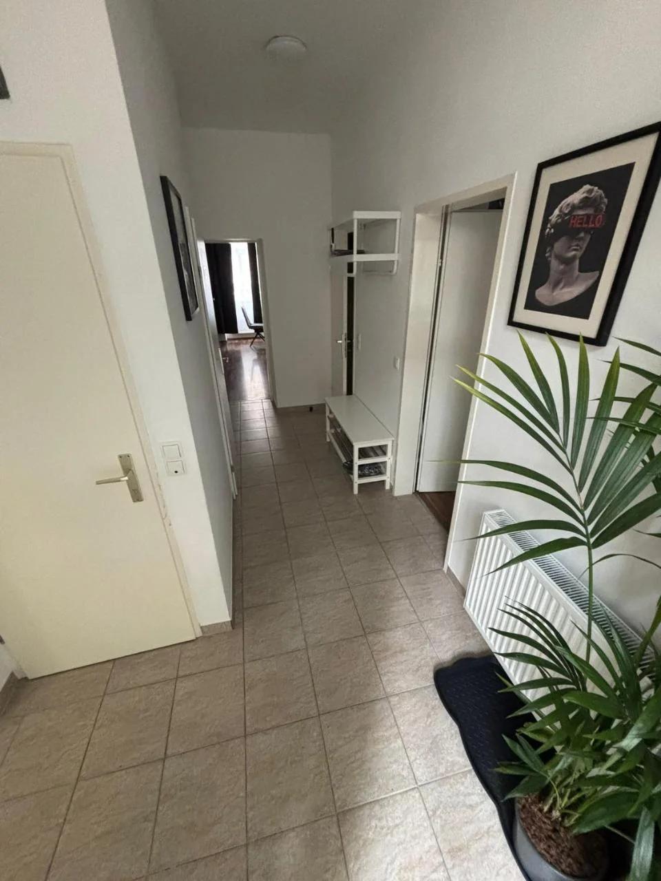 Spacious Garden Apartment 2 Bedrooms Private Terrace Near Metro photo