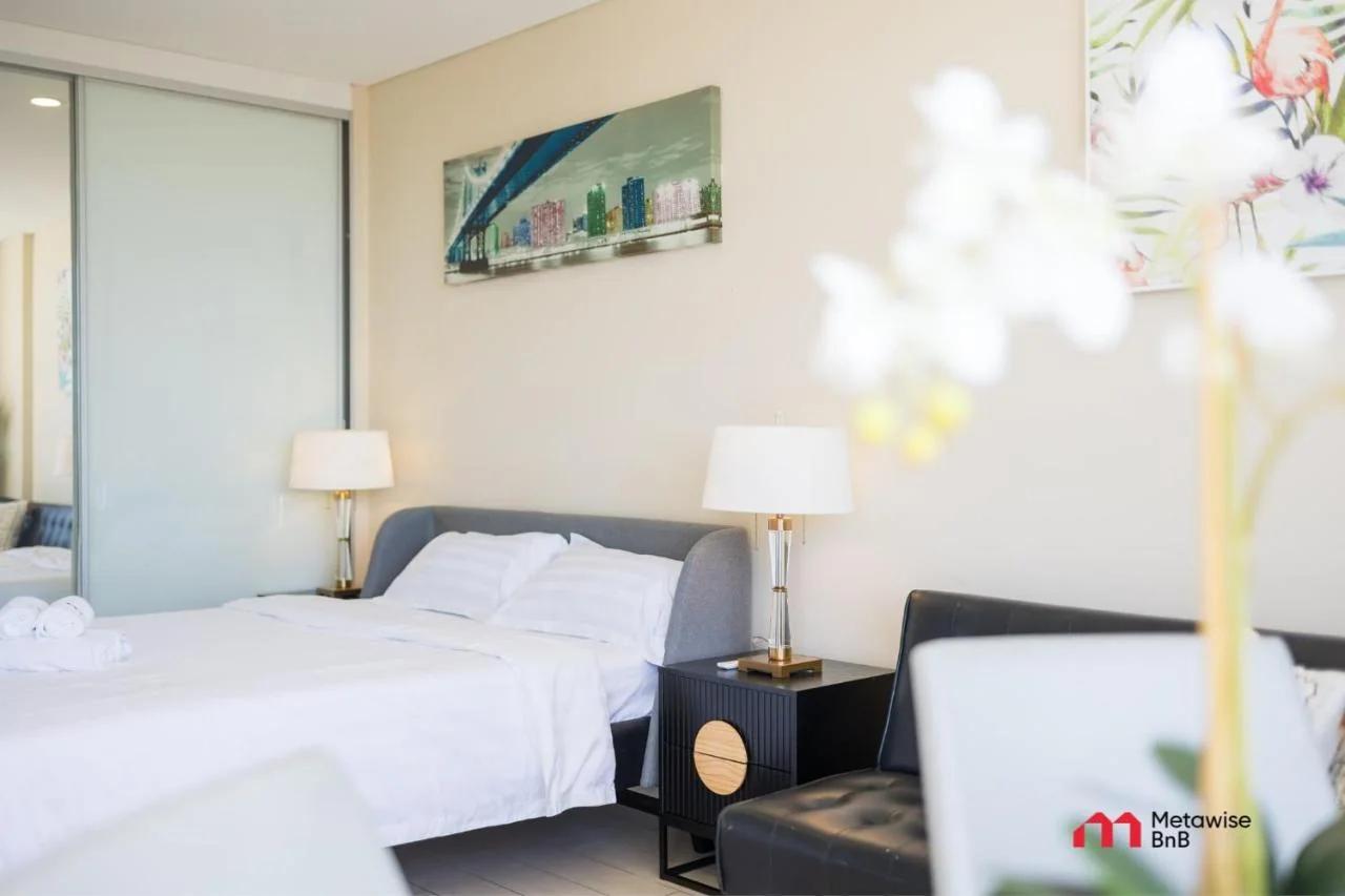 MetaWise Harbour View Studio Kirribilli photo