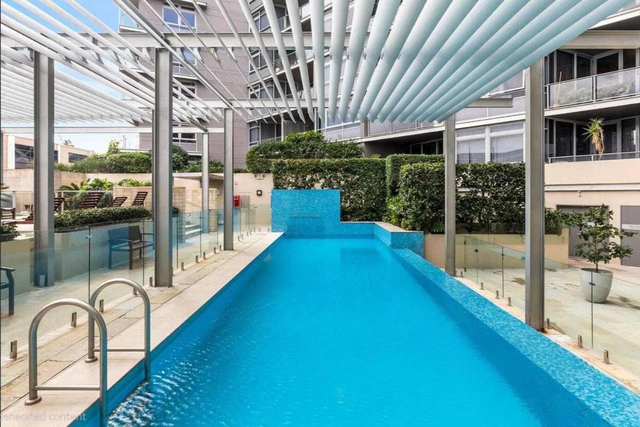 Panoramic Waterfront 2BR Apartment in Barangaroo with Pool, Gym, Sauna, Parking photo