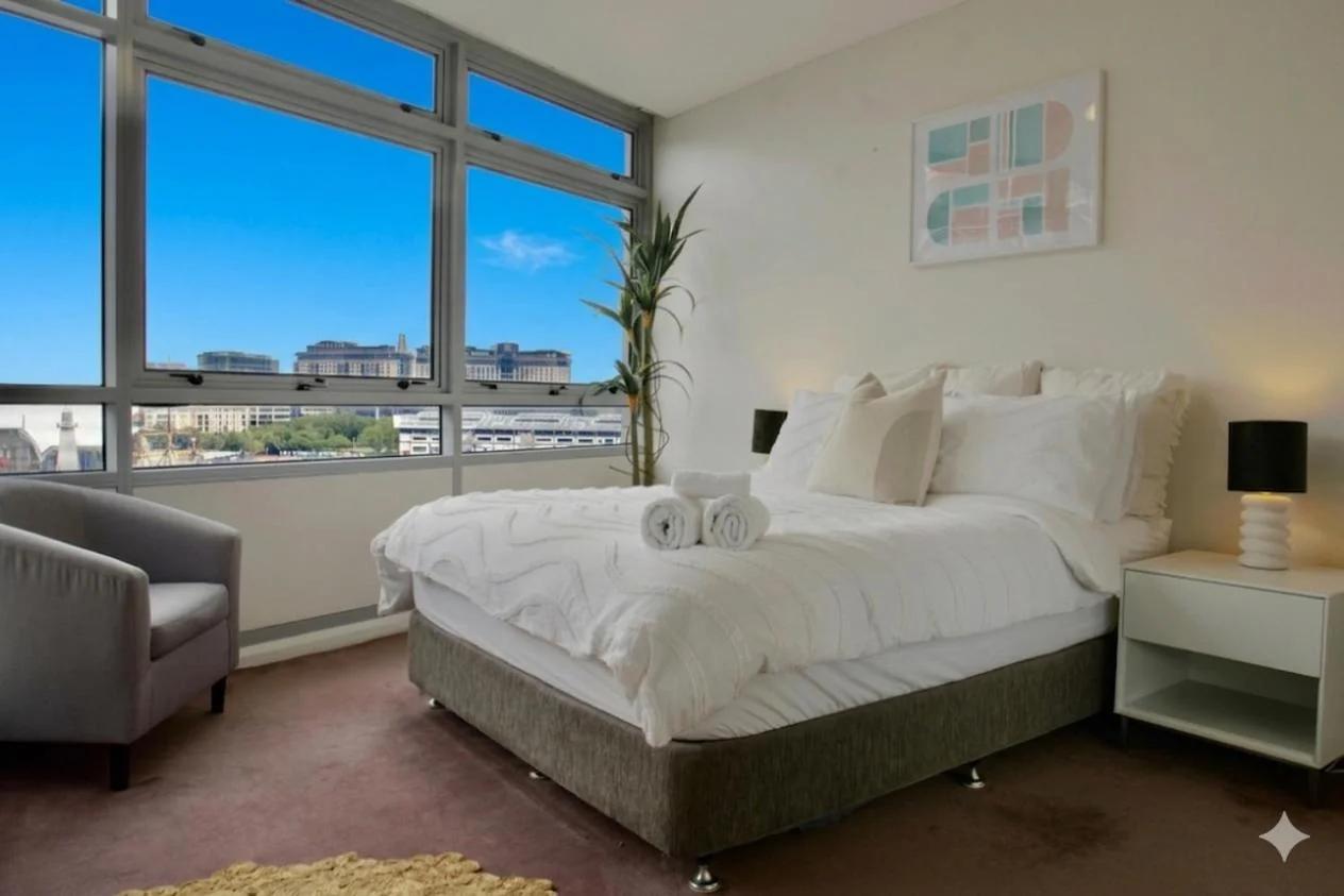 Panoramic Waterfront 2BR Apartment in Barangaroo with Pool, Gym, Sauna, Parking photo