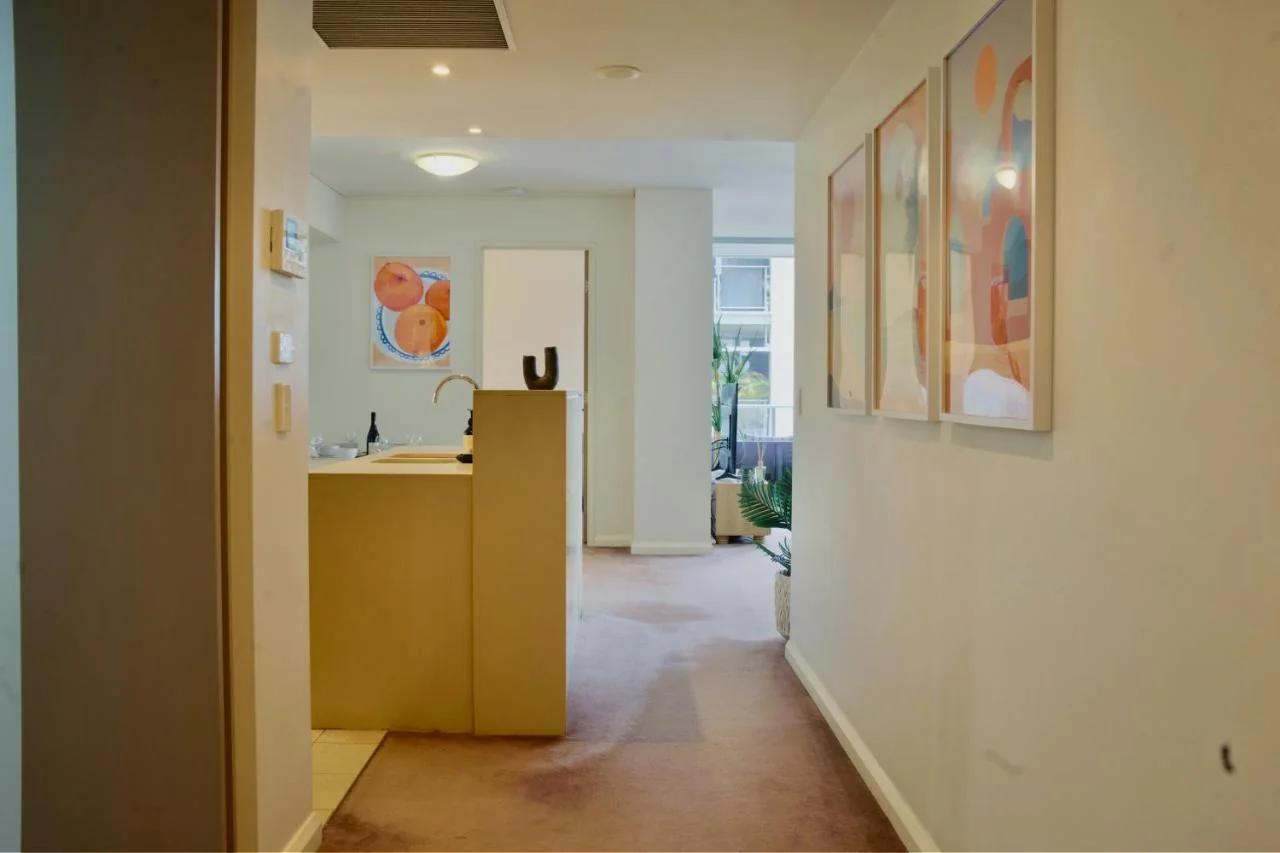 Panoramic Waterfront 2BR Apartment in Barangaroo with Pool, Gym, Sauna, Parking photo