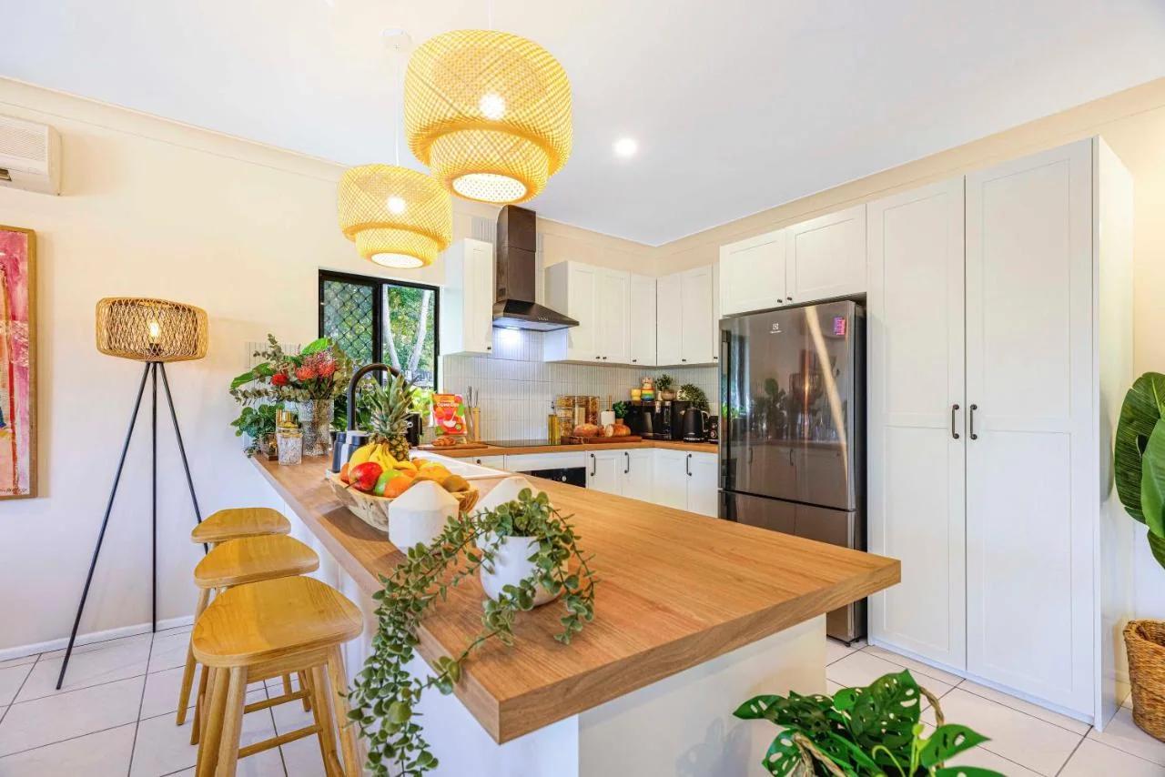 Spacious Family Fun with SUV Hire, Games, Full Kitchen photo
