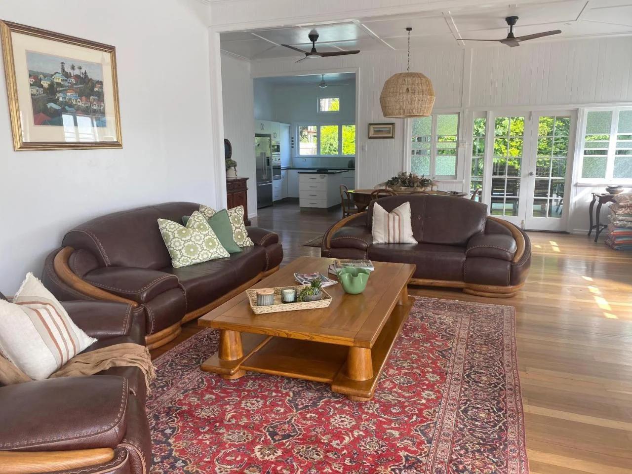 The Grand Queenslander On Turner photo