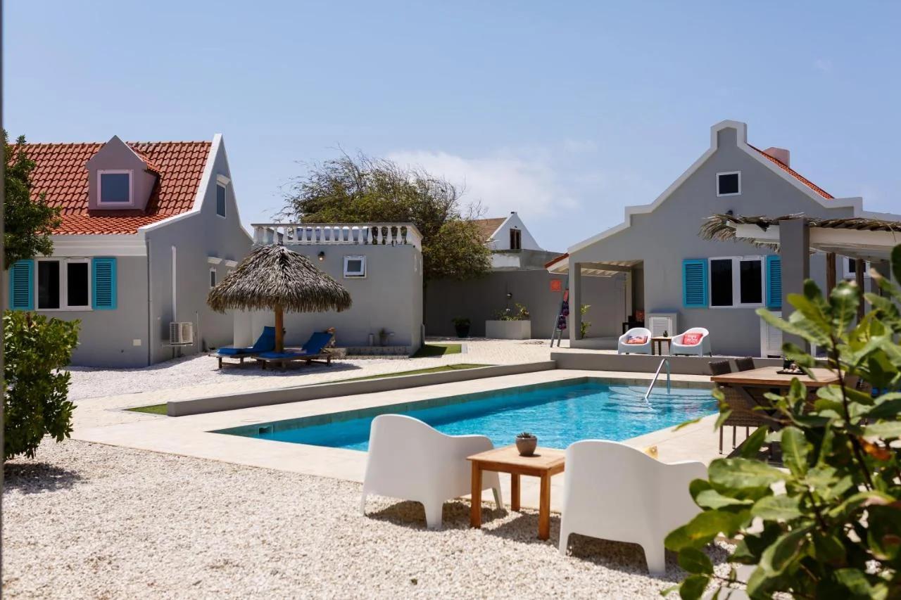 Aruba Boutique Apartments - Adults Only photo