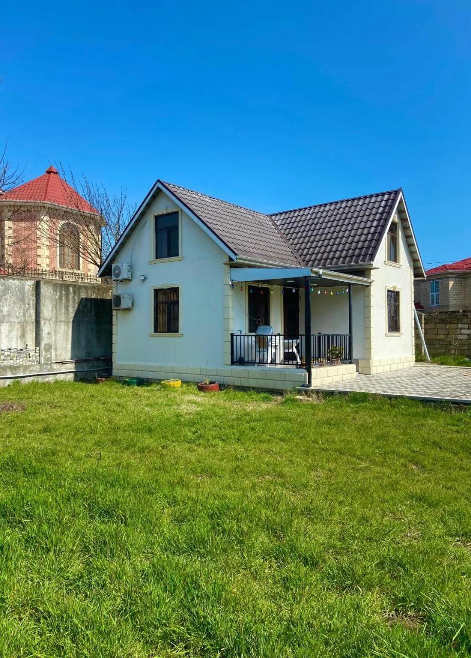 Praqa House