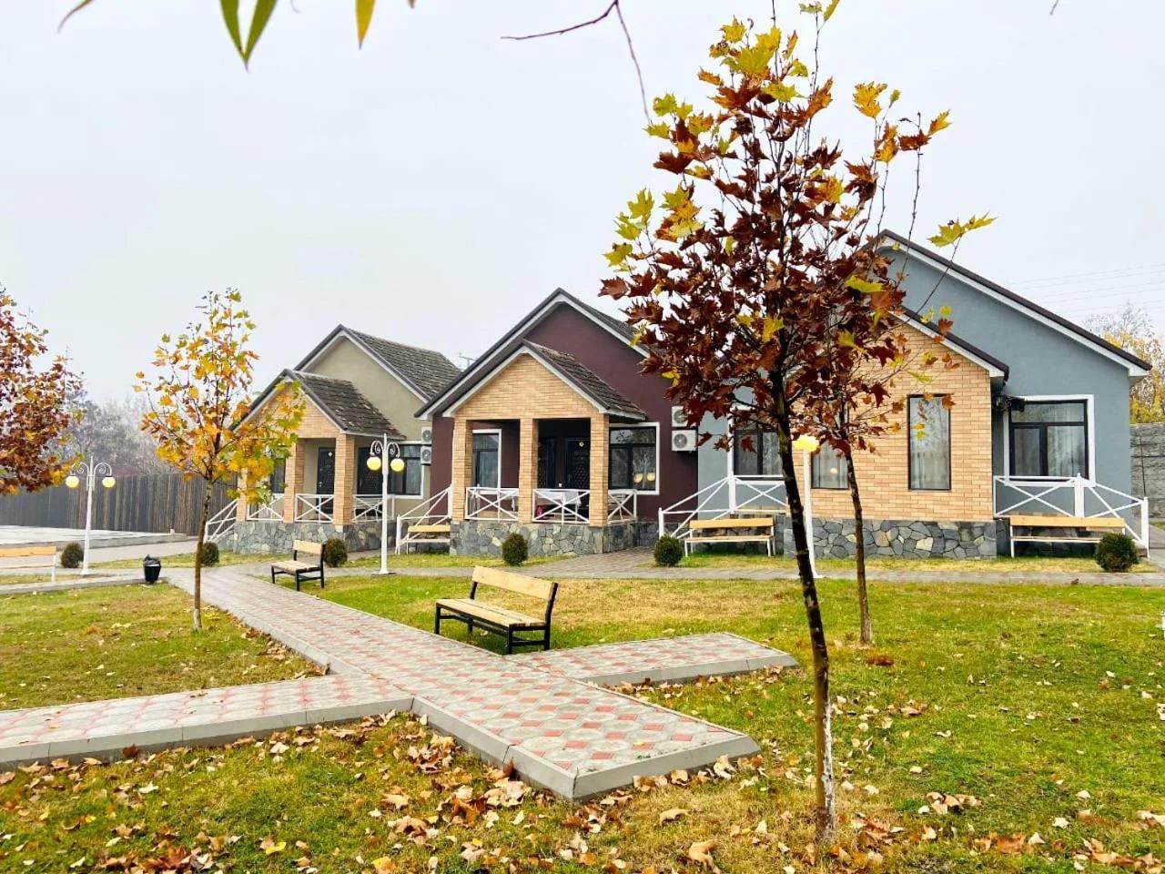 Tulpan Park Hotel foto