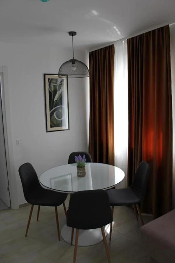 Royal Apartmani foto