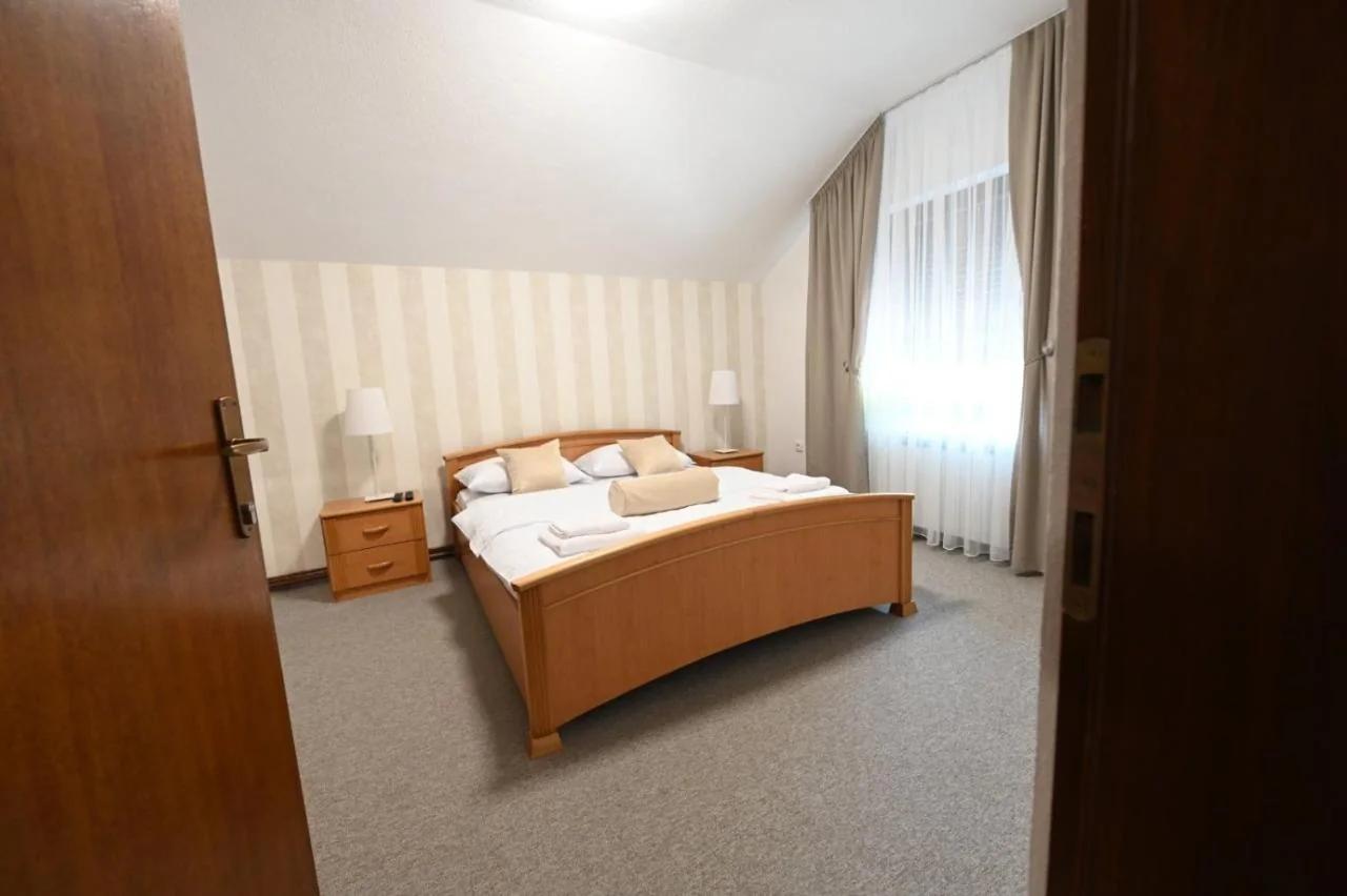 Sobe - Rooms Drvorez foto