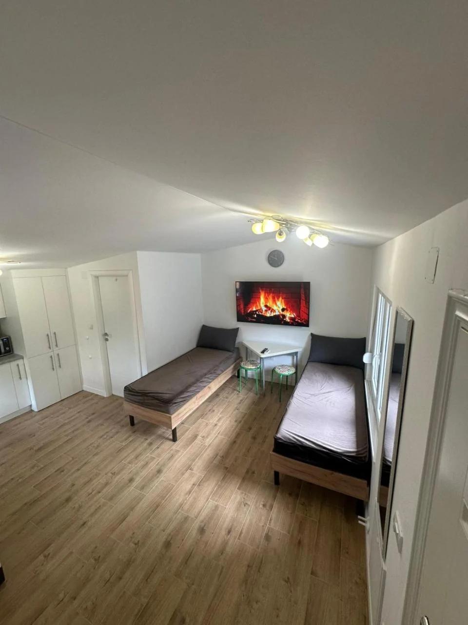 Studio Apartman Ana