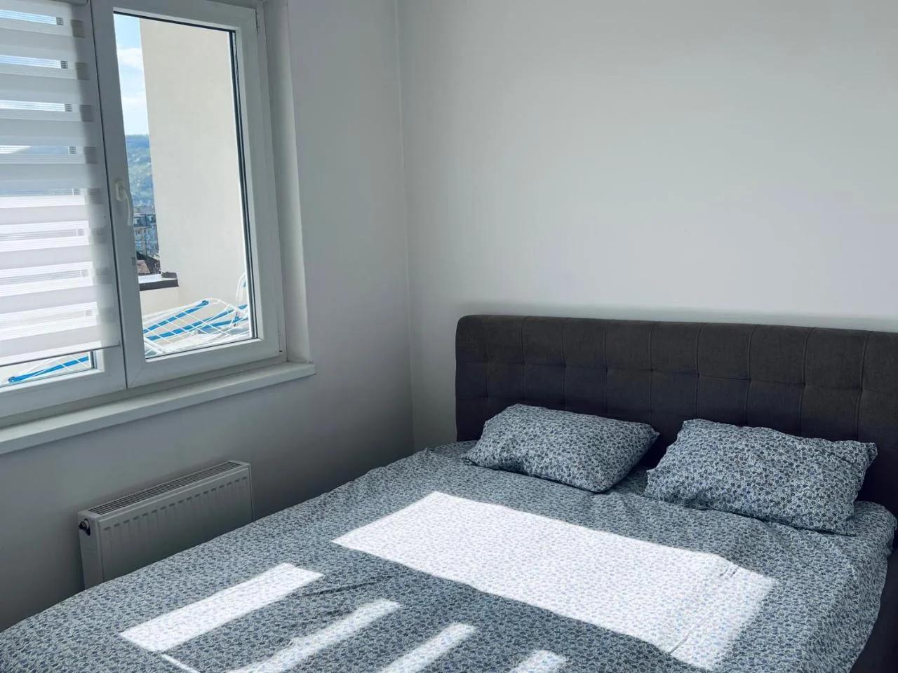 Top Floor UKC - Private Parking photo