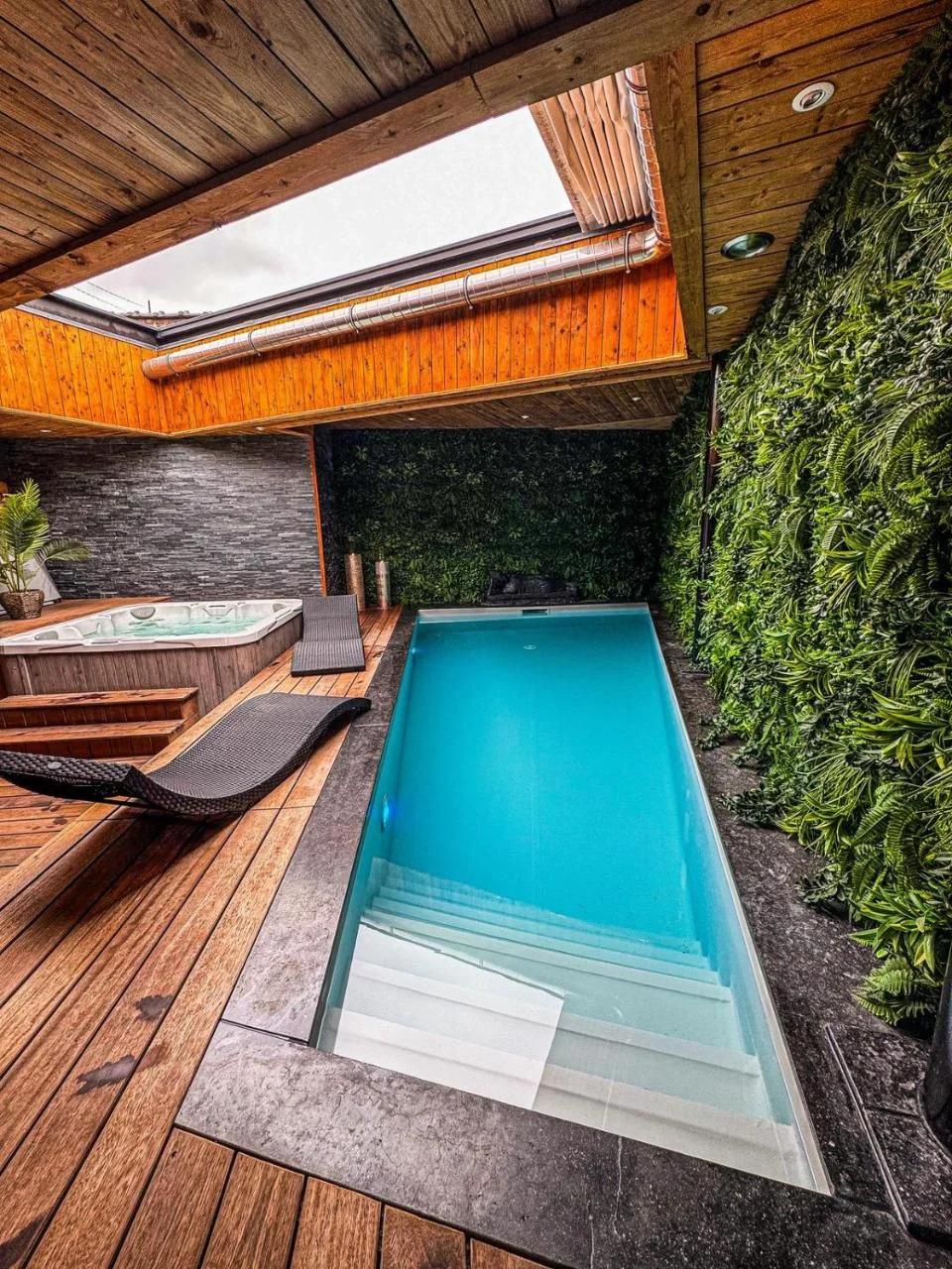 Clos des Thermes-Secret Garden photo