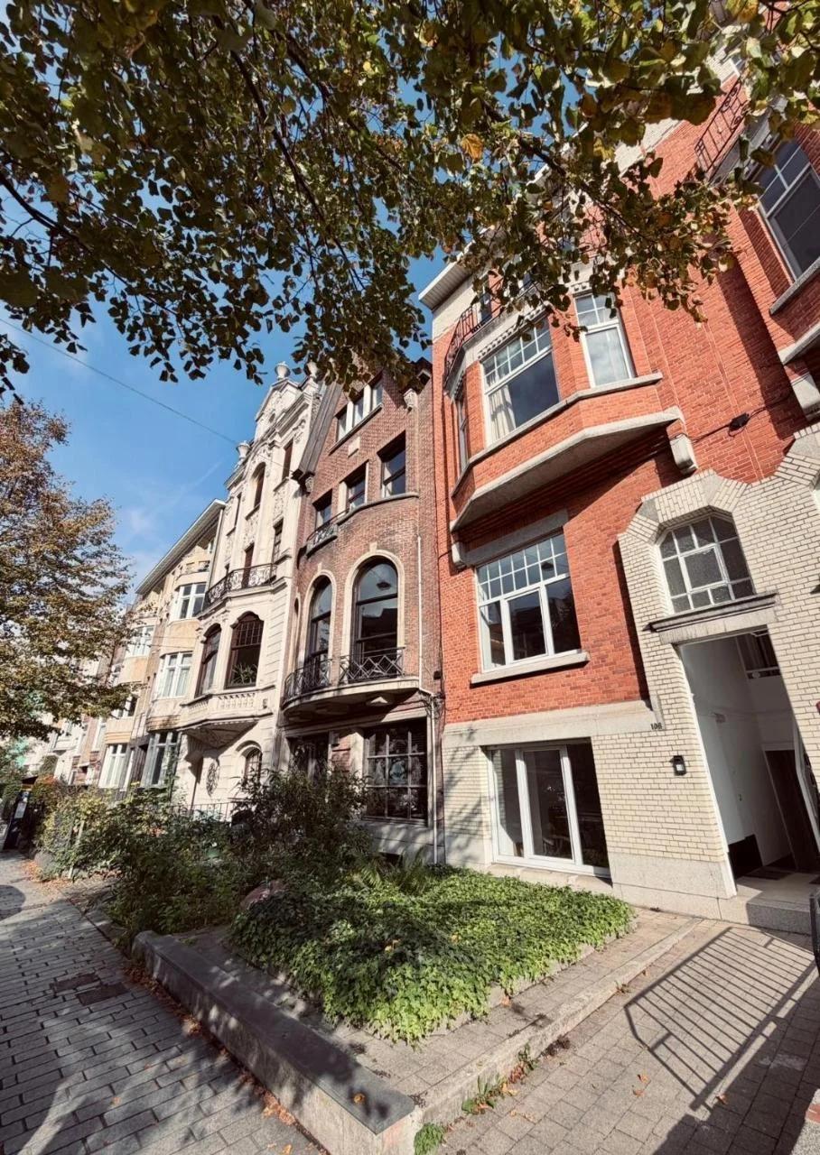 Cosy 2-Room Apartment for 4 Guests near Gent Sint-Pieters Station, and Close to the City Centre photo
