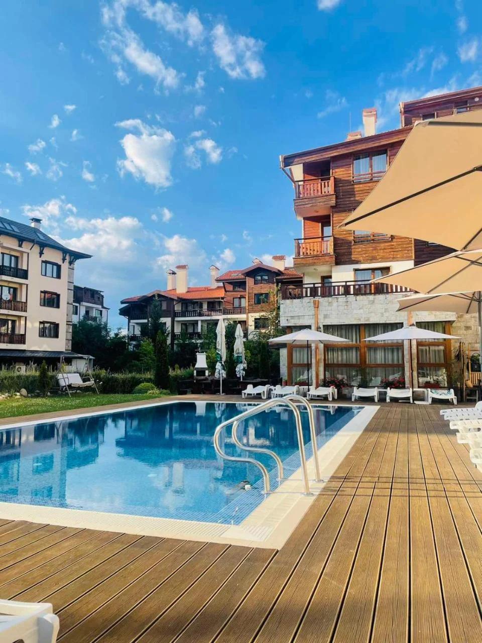 2 Luxurious one bedroom apartments 5 minute walk from the Gondola station foto
