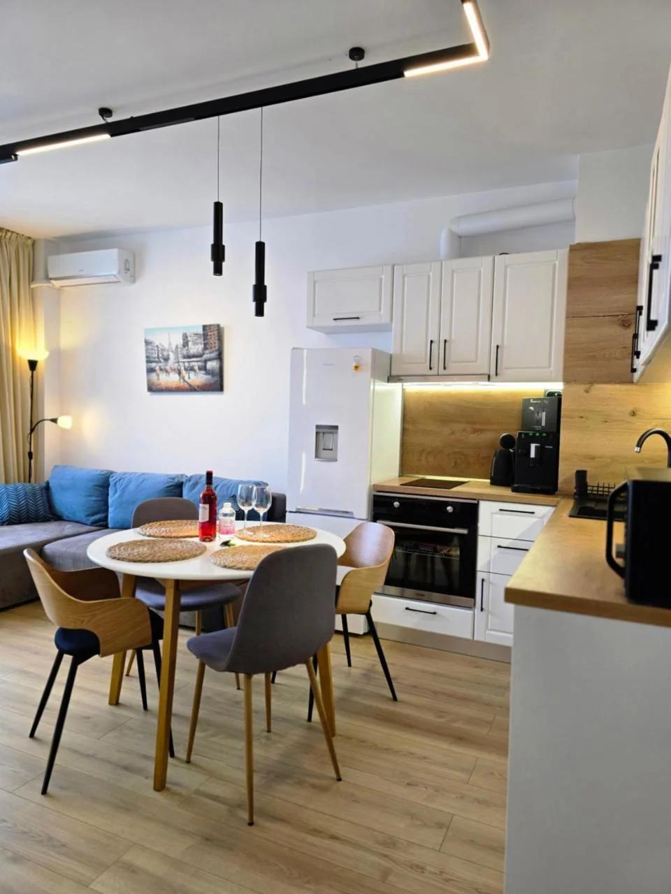 Cozy Apartment with Balcony on the Black Sea- part of the family 'Vicki Apart foto