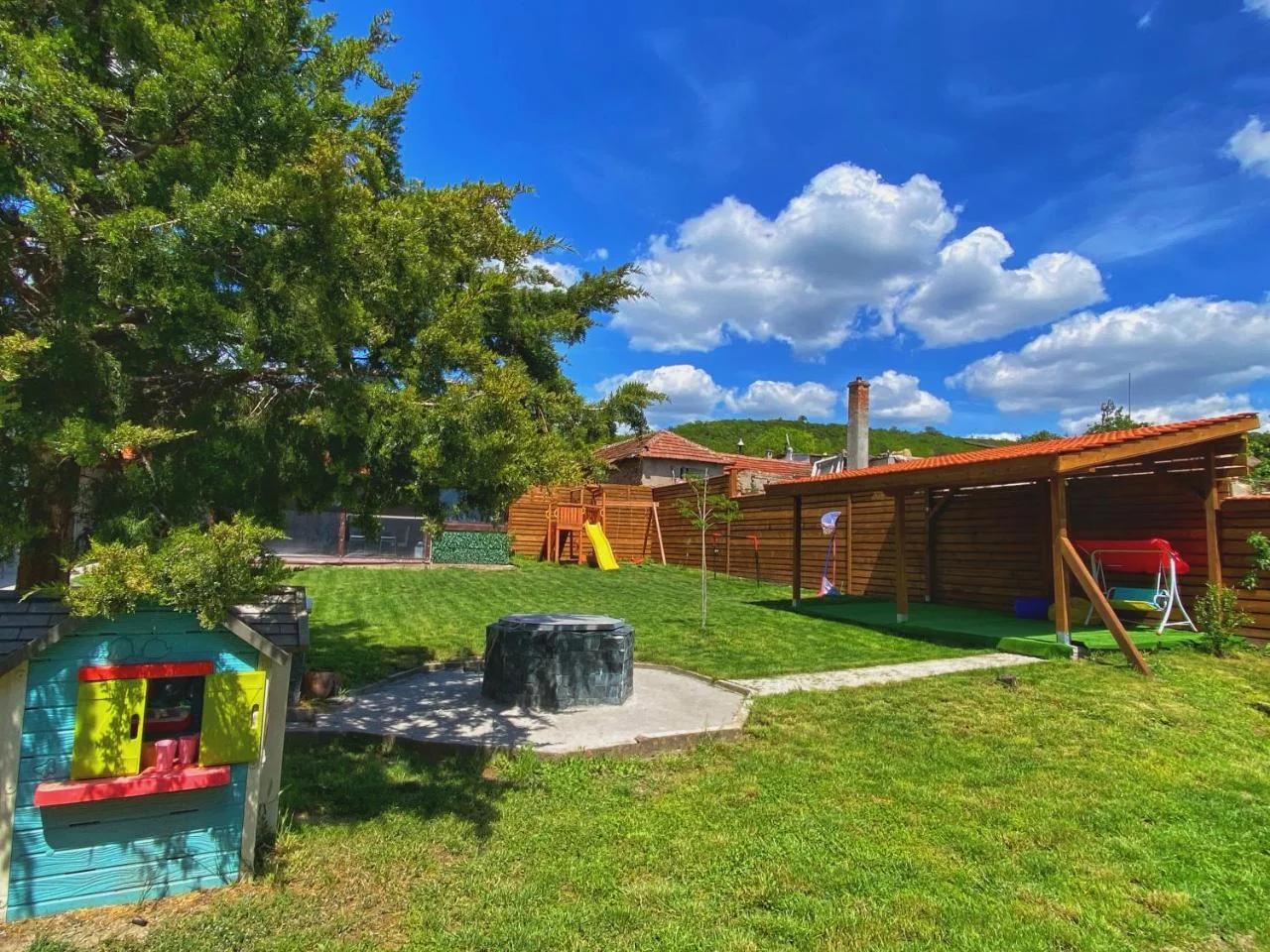 Cozy home for kids of all ages - Barbaronite photo