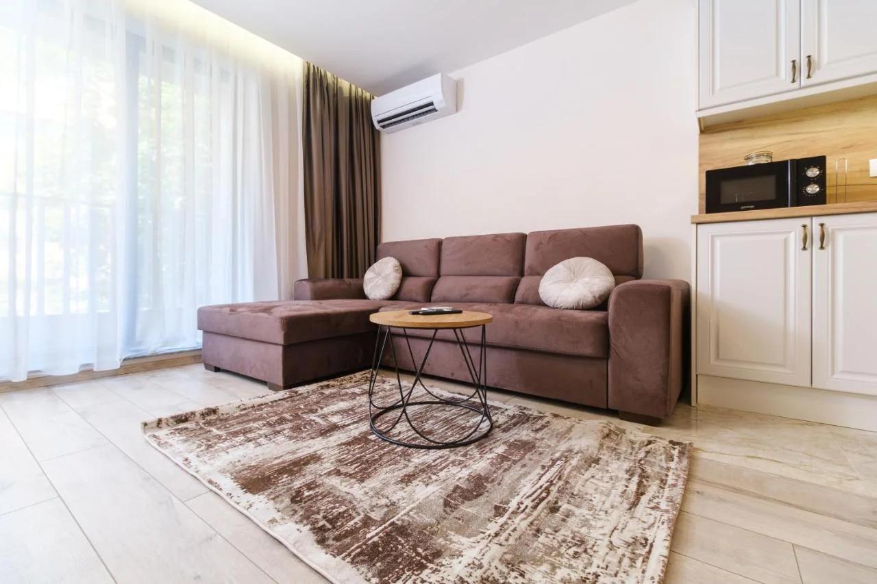 LDV 13 1-Bedroom Apartments Free private parking photo