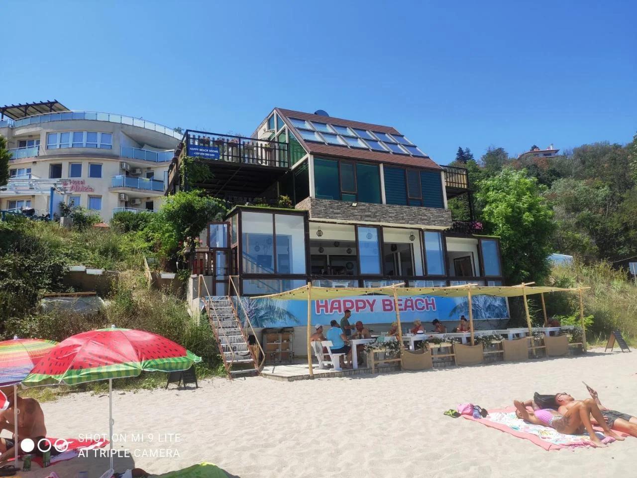 Panorama Hemingway rooms in Happy Beach photo