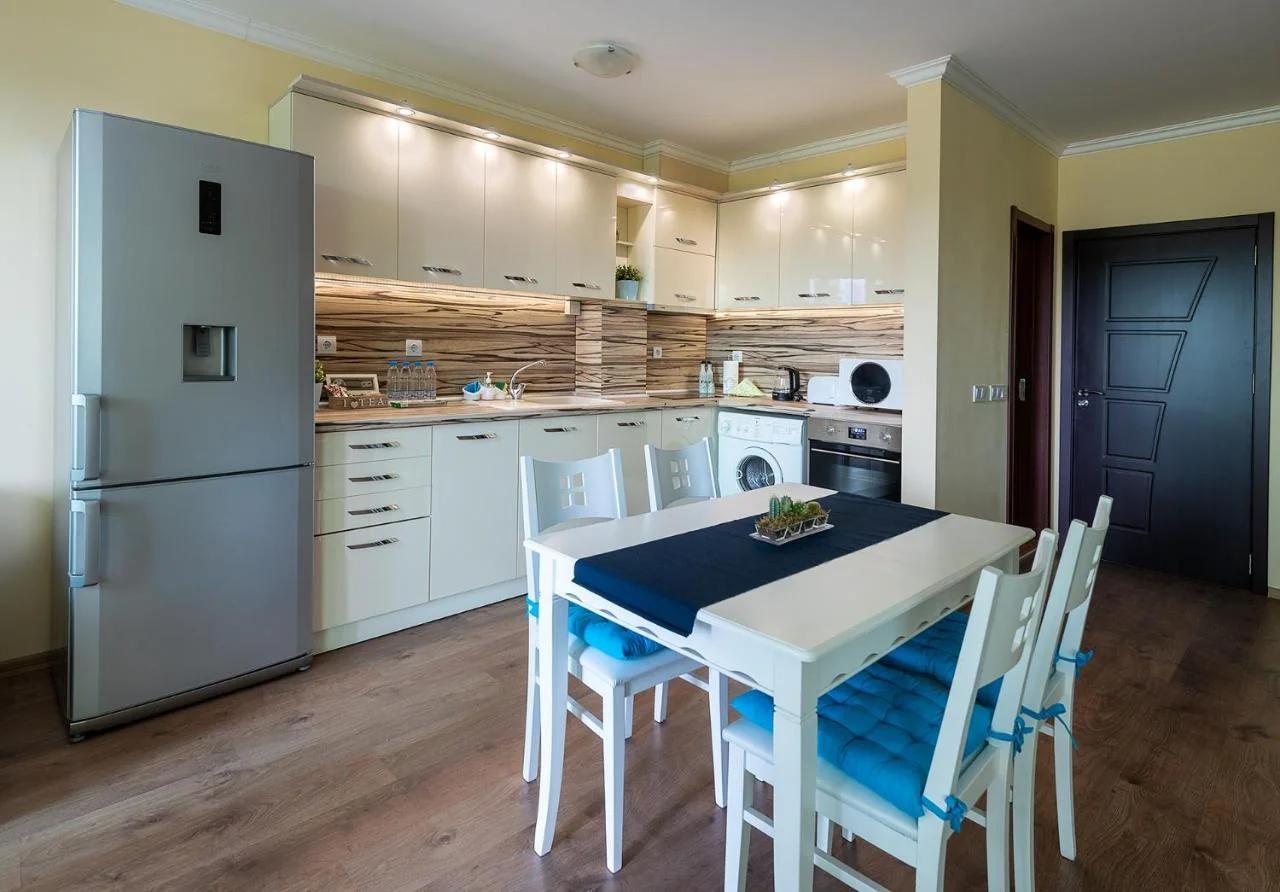 RIVERSIDE APARTMENTS PLOVDIV with free parking photo