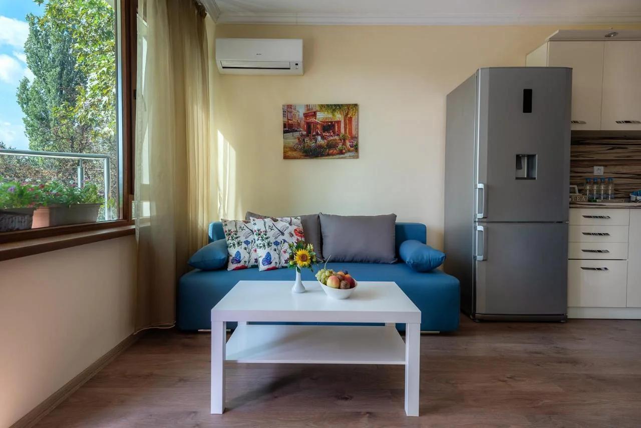 RIVERSIDE APARTMENTS PLOVDIV with free parking photo