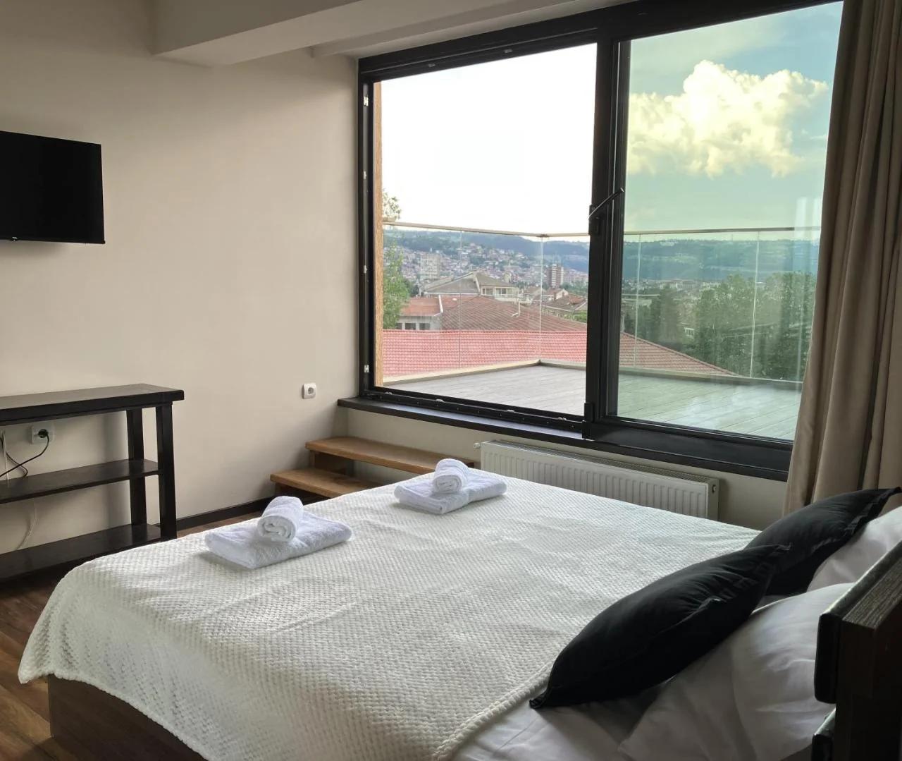 Tarnovo Studios City Center photo