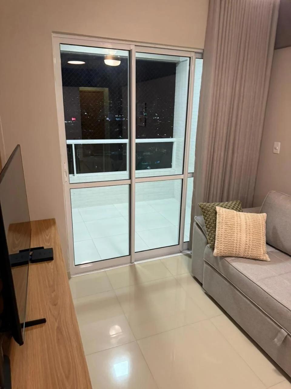 Apartamento Amplo e Confortável em Condomínio Familiar, 3 Quartos Sendo 1 Suíte com Lazer de Clube photo