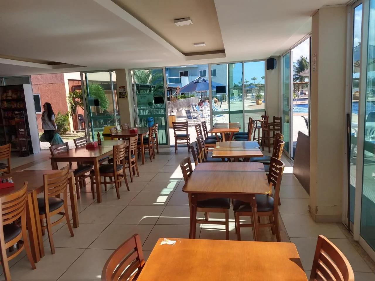 Apartamento no Golden Lake - pé na areia, agua de côco e cervejinha photo