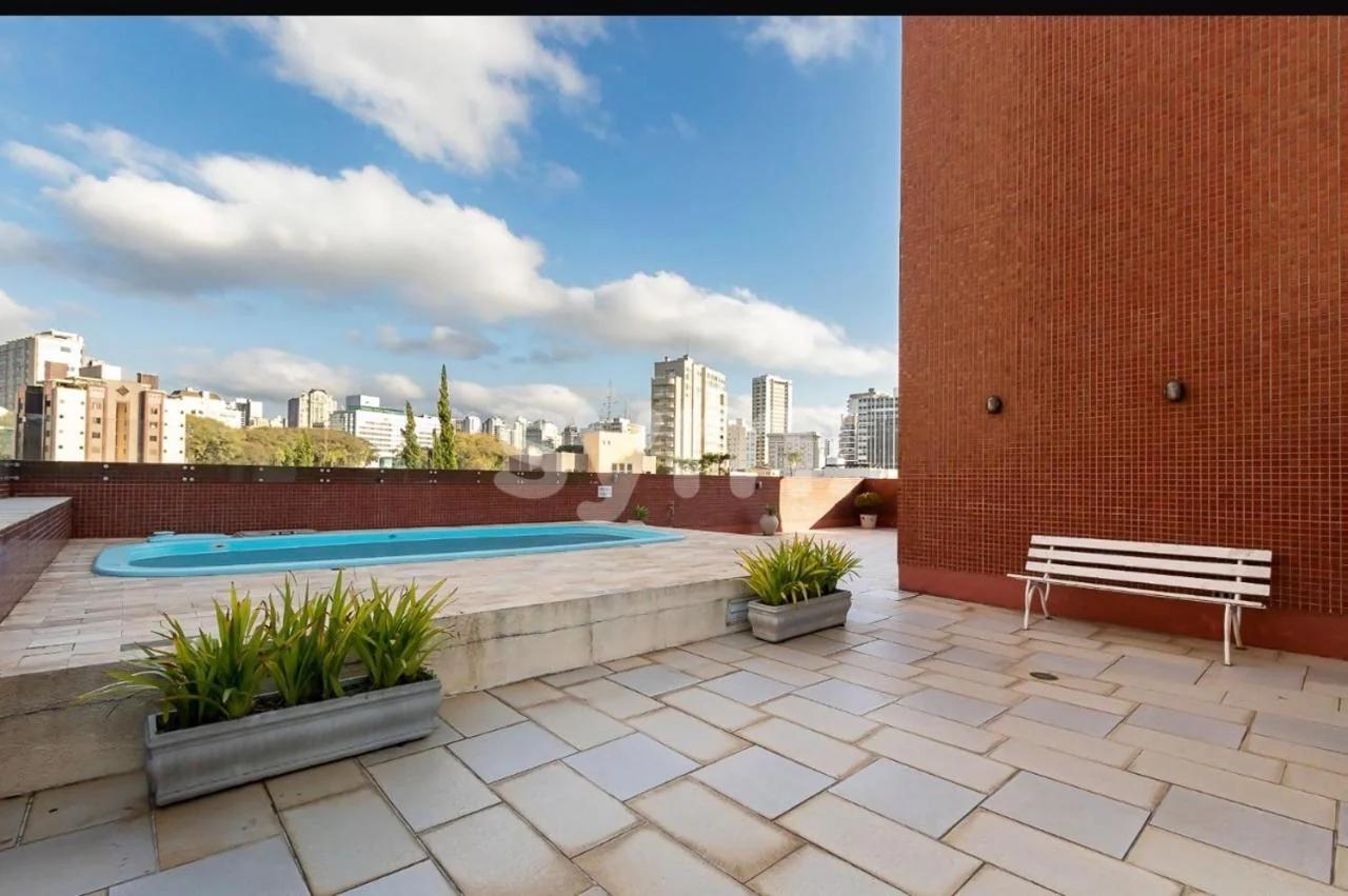 Comfortable apartment in the best of Soho Batel, with garage photo