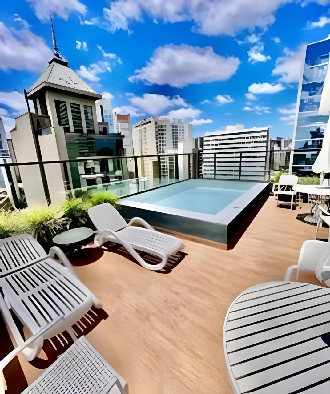 LUXUOSo# Apto no Batel com garagem e Ar Condiciona photo