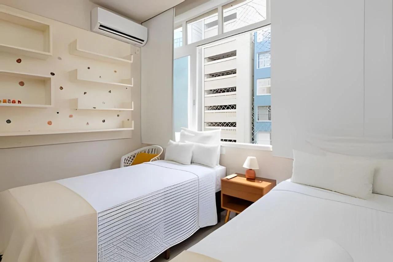 Luxuoso! Enorme 3 quartos reformado, com Garagem photo