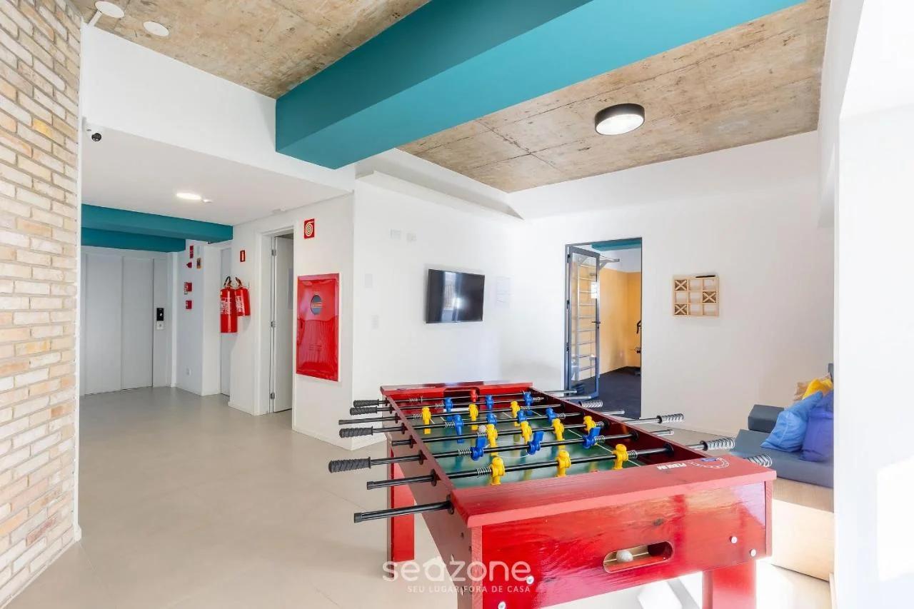 Studios modernos a poucos do centro Curitiba - EBI foto
