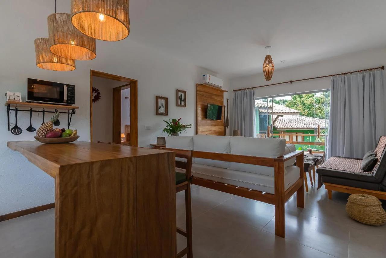 Trancoso43 - Lindo apartamento 1 suíte , sala com varanda