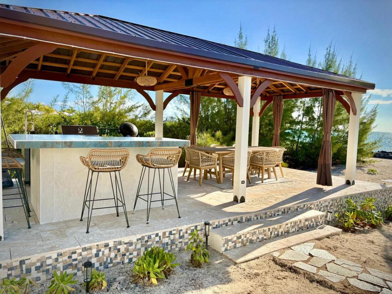 Barefoot Luxury & Private Beach Triton Beach House photo