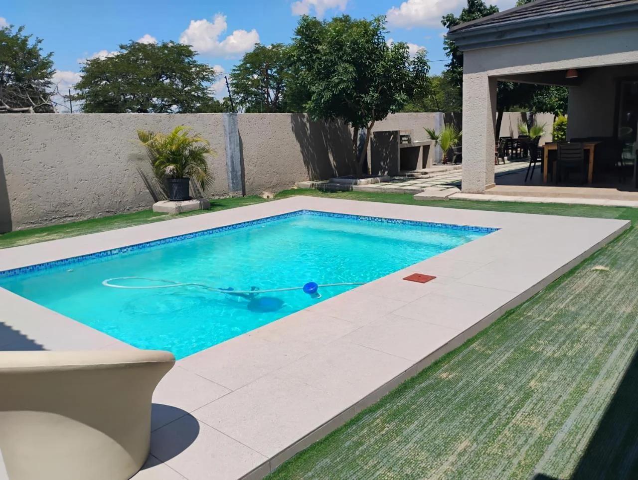 Petalite villa photo