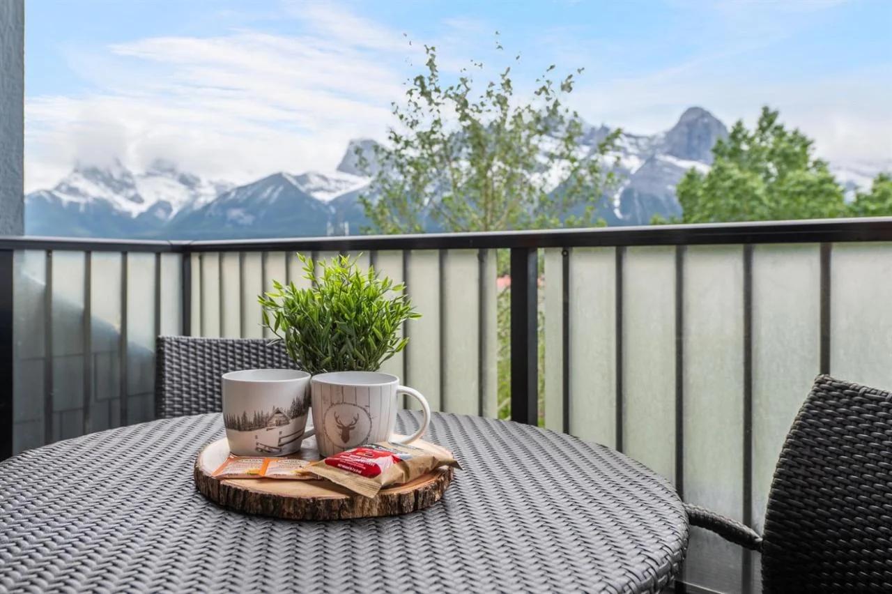 Heavenly Mountain Condo - Outdoor Hot Tubs & Steam Room photo