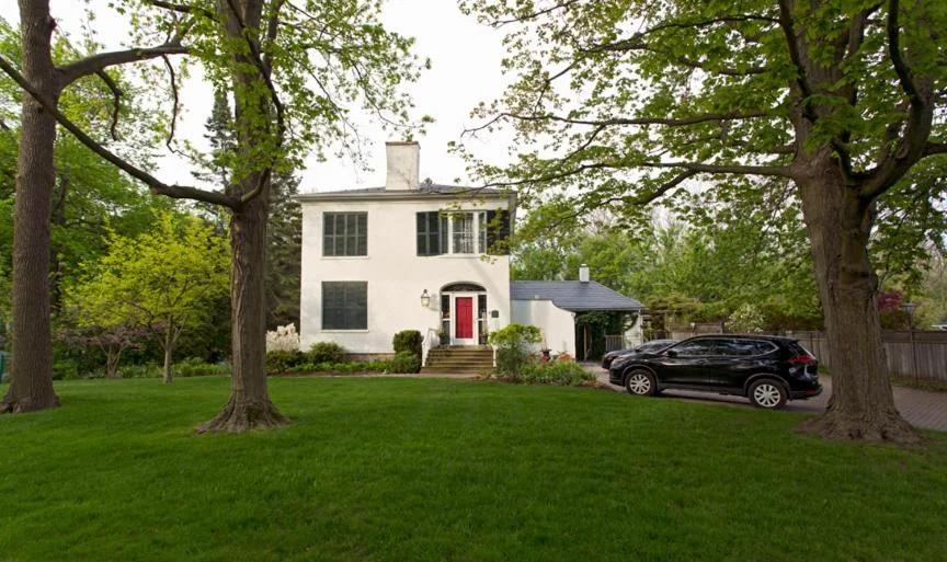 Historic Lyons House photo