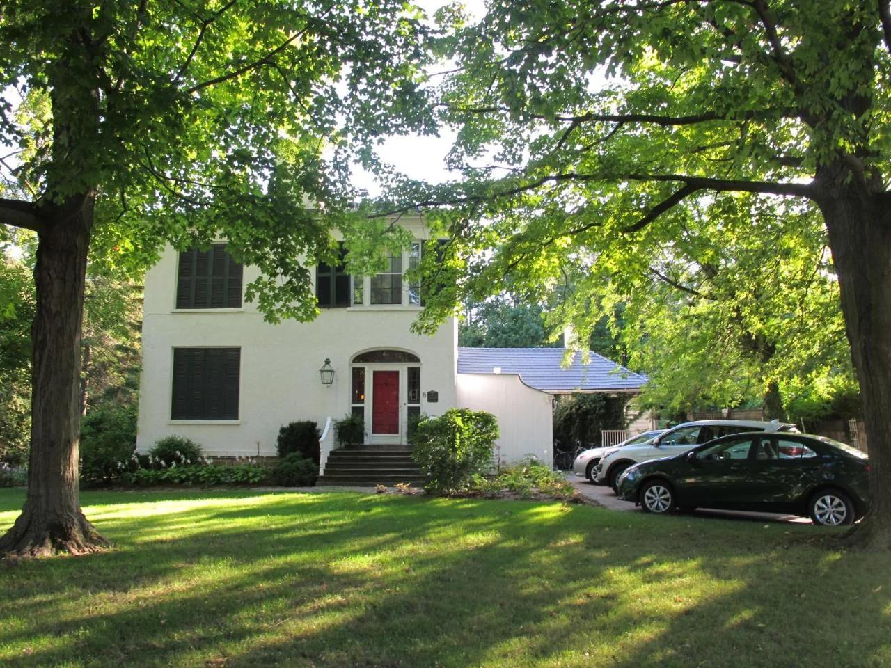 Historic Lyons House photo